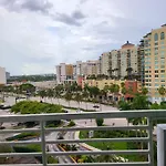 Galleria Mall Condo Hotel-Doubletree Hilton