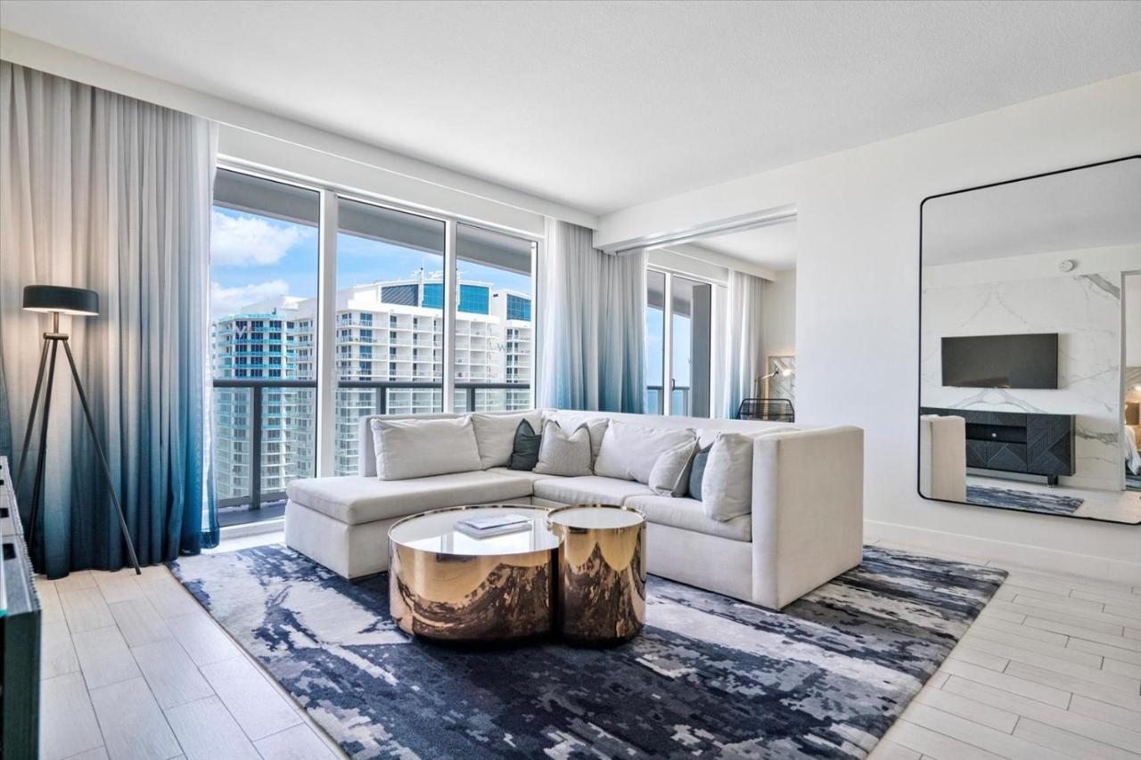 W Residences 2 Bedroom Apartment *