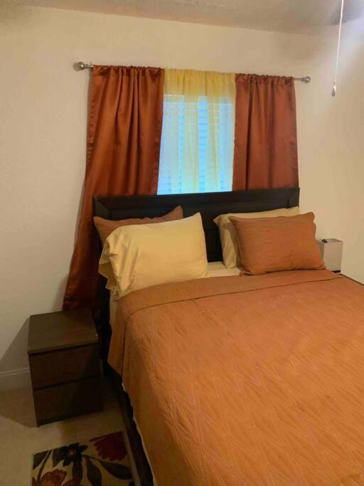 Quiet 2bedroom At Fl Apartment