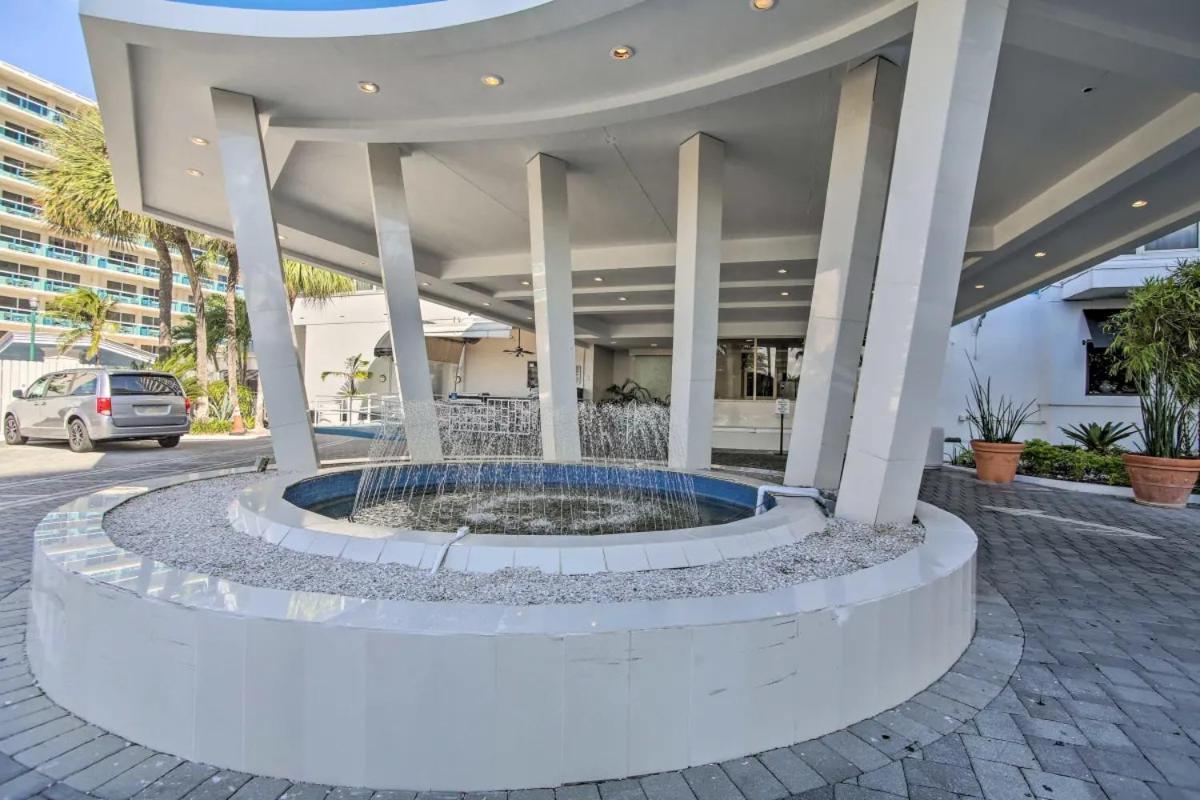 Luxe Beachfront Ft Lauderdale With Pool Apts *