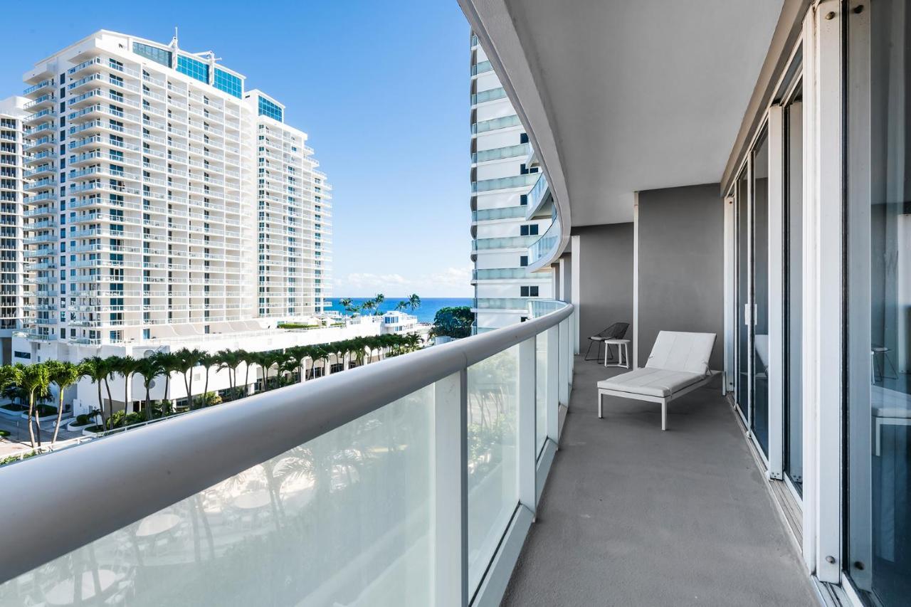 The W Beachfront Retreat Aparthotel Fort Lauderdale