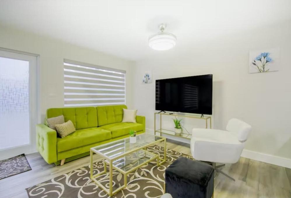 Wilton Manor Oasis *