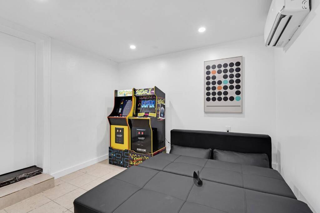 Holiday home Spacious 5 Bedrooms With Large Pool, 12 Minutes To The Ocean Fort Lauderdale
