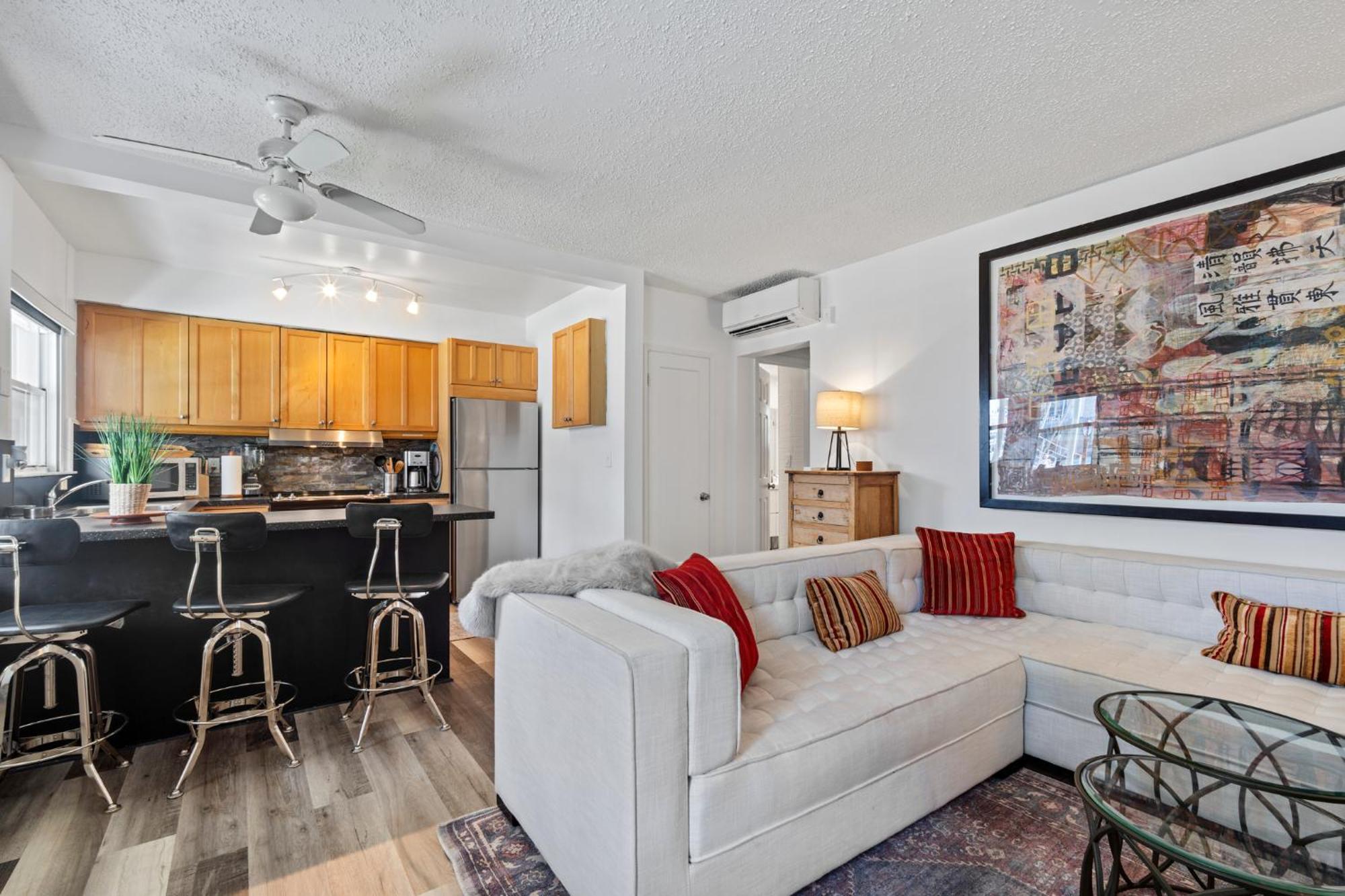 Apartment Serene Seaside Escape- 1br Bliss