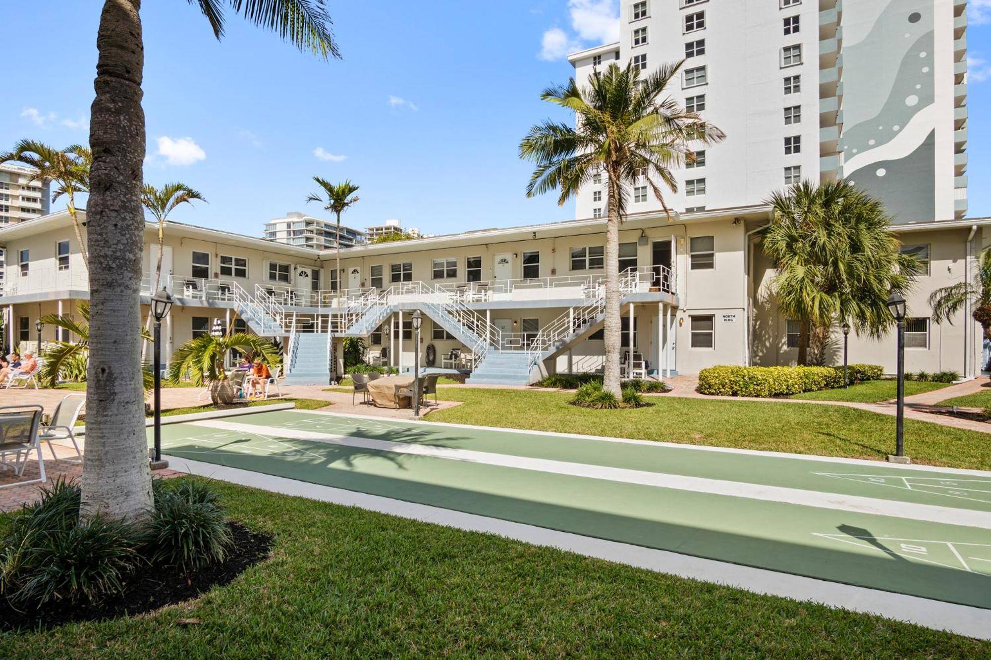 Serene Seaside Escape- 1br Bliss Apartment