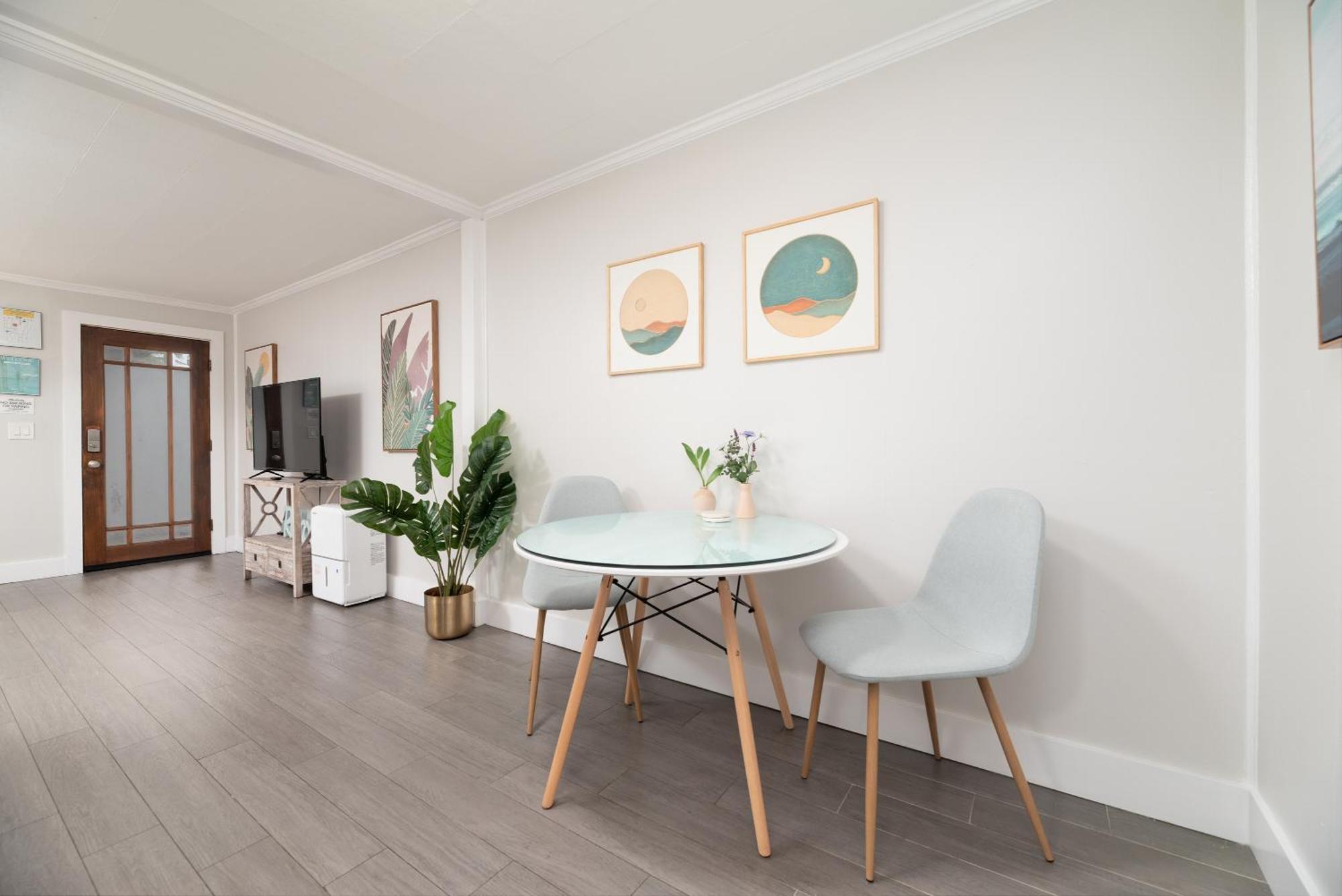 The Flats At Riverside Park 1 Apartment