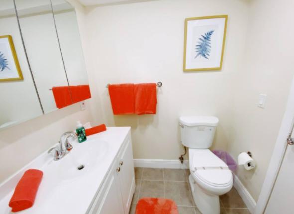 Apartment Bayview Regency By Lowkl