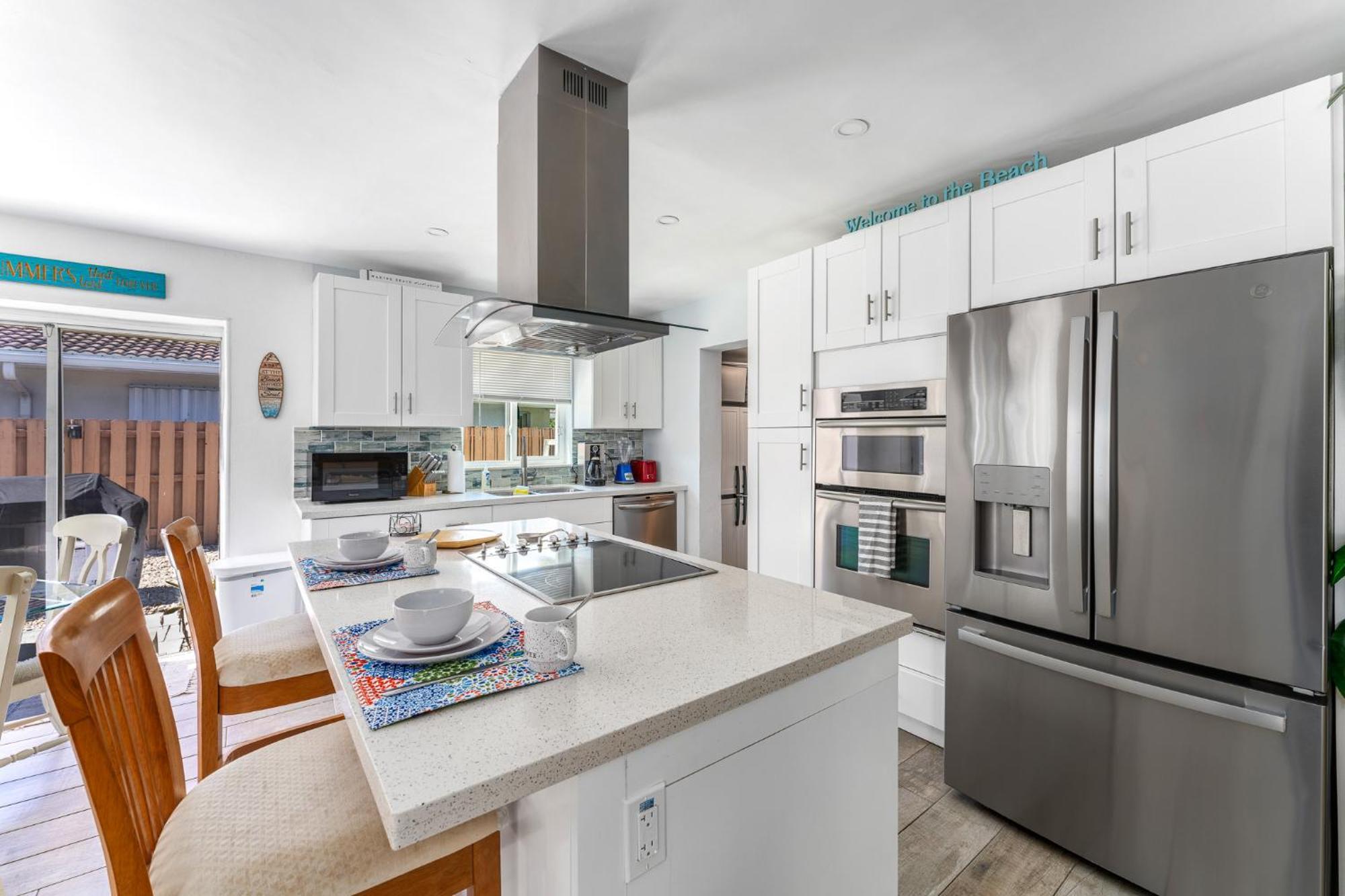New Awesome 43, Few Min Walk From The ! * Fort Lauderdale