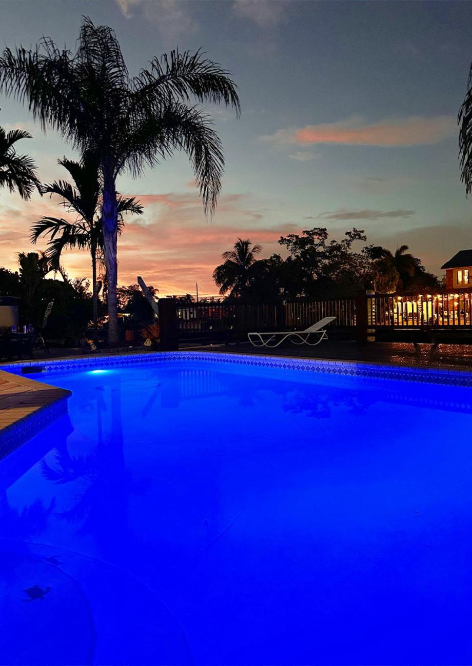 Spacious 3br Oasis With Private Pool Holiday home *