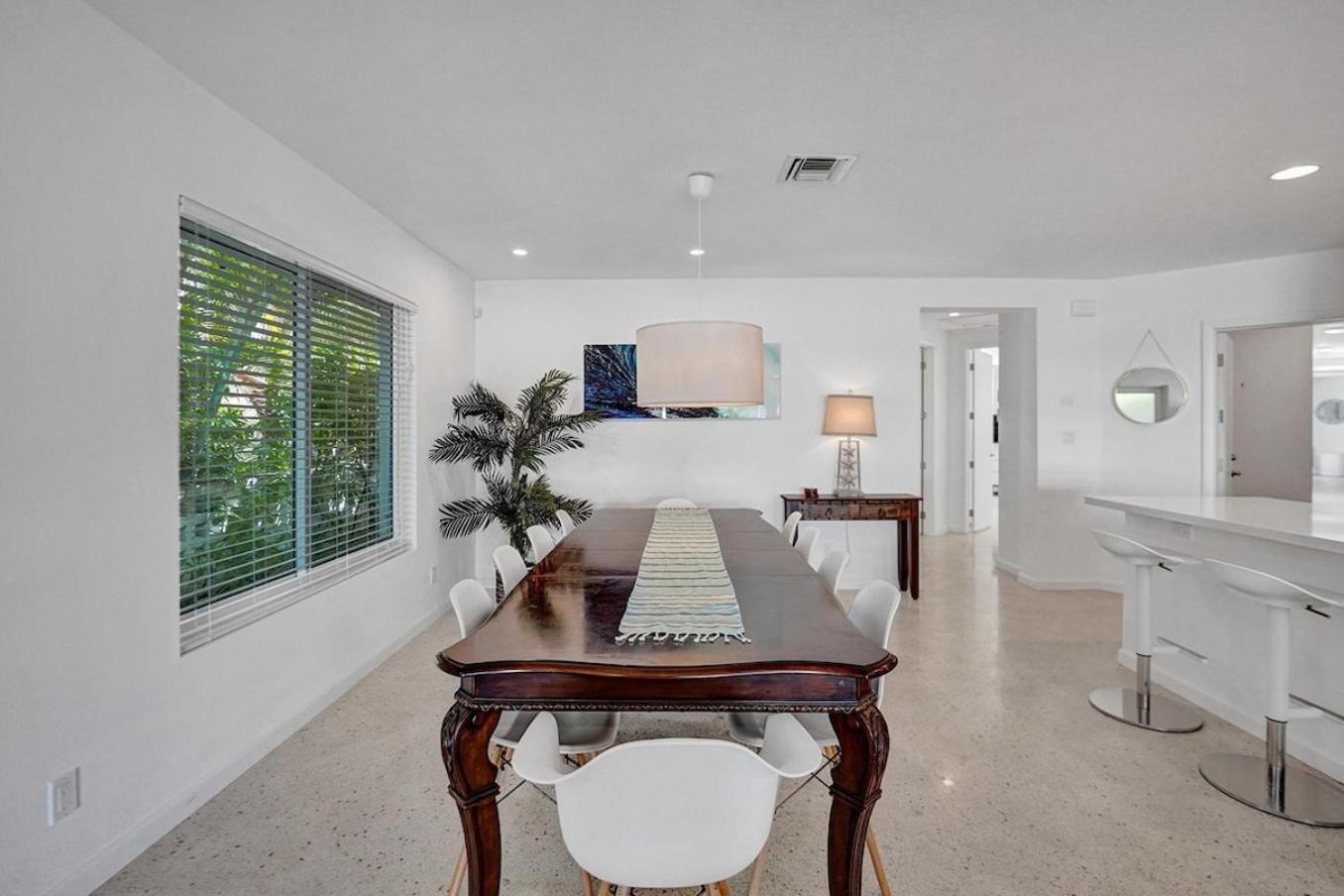 44 Canal With Heated Pool & Free Dock