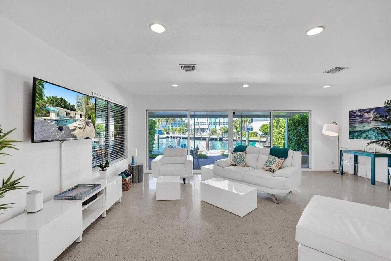44 Canal With Heated Pool & Free Dock *