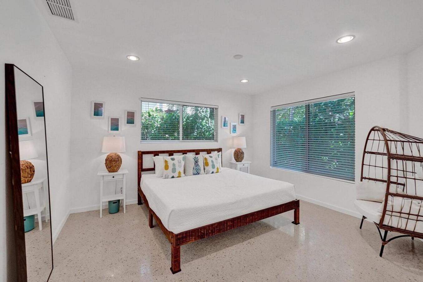 44 Canal With Heated Pool & Free Dock