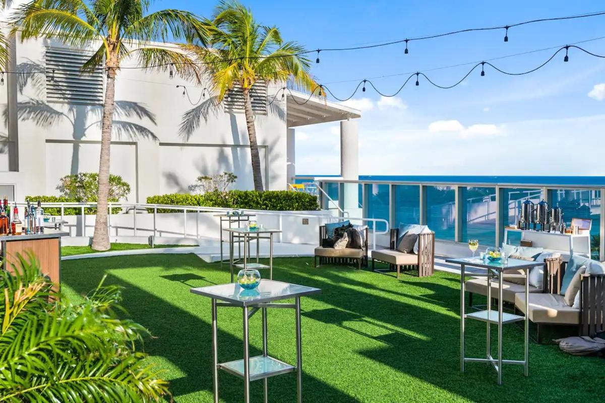 Stunning Beachfront Luxury- Your Perfect Getaway! Apartment