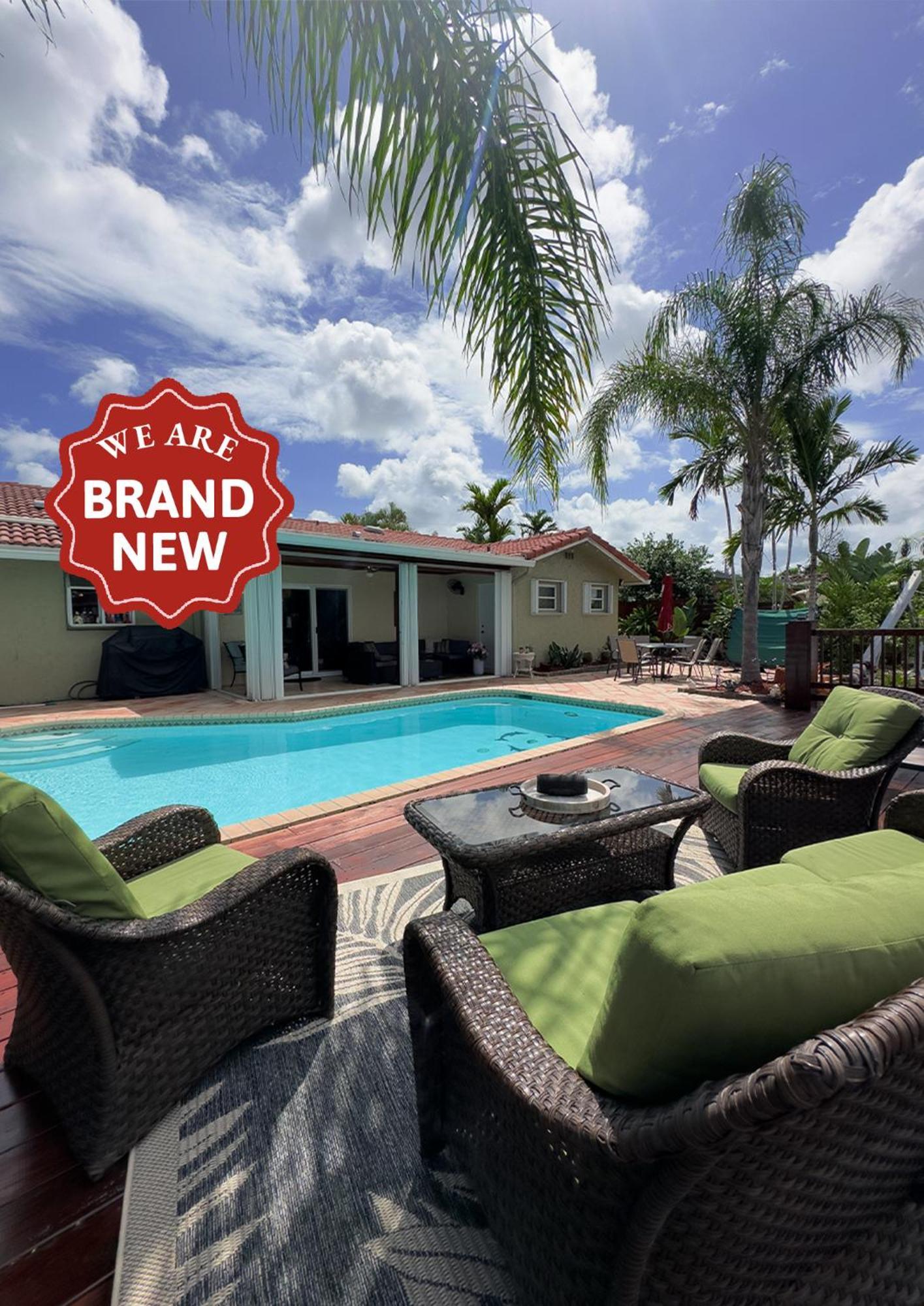 Holiday home Spacious 3br Oasis With Private Pool *