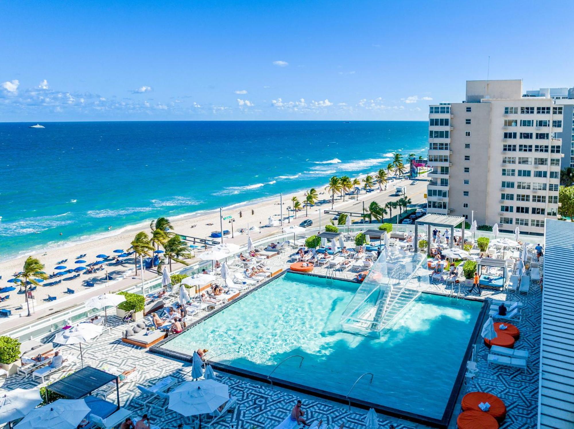 Apartment 16th Floor Luxury 2 Bedroom - Ocean Views & Luxury *