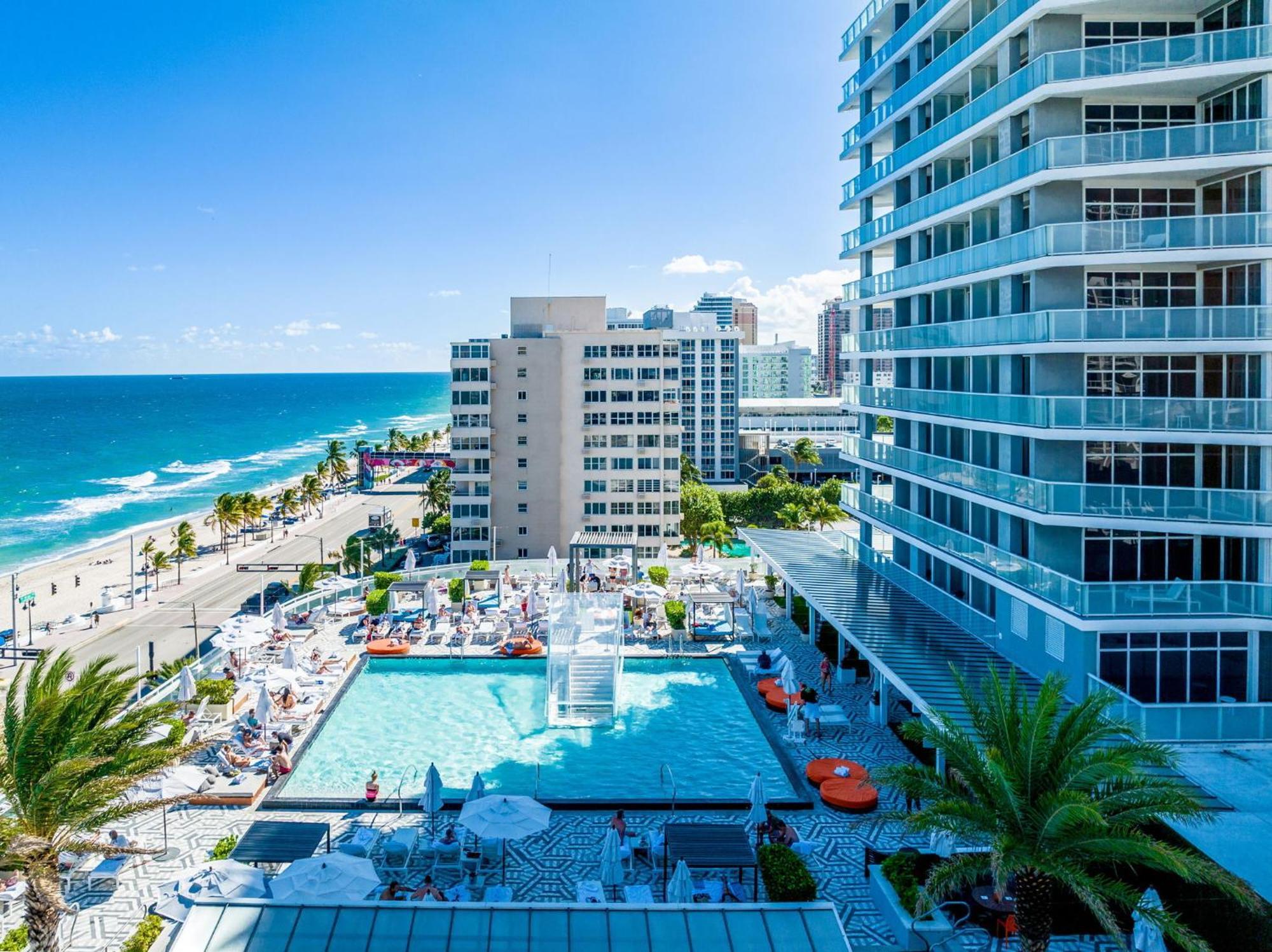 16th Floor Luxury 2 Bedroom - Ocean Views & Luxury Apartment *