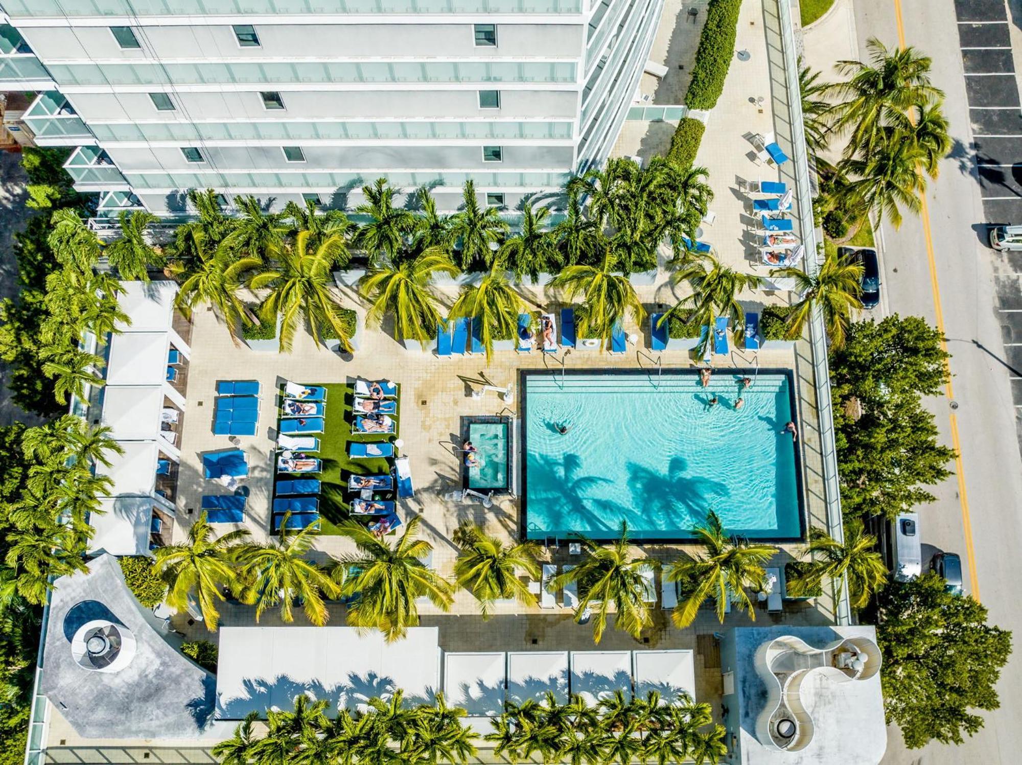 23rd Floor W 2br With Den, Ocean Views, Sleeps 8 * Fort Lauderdale