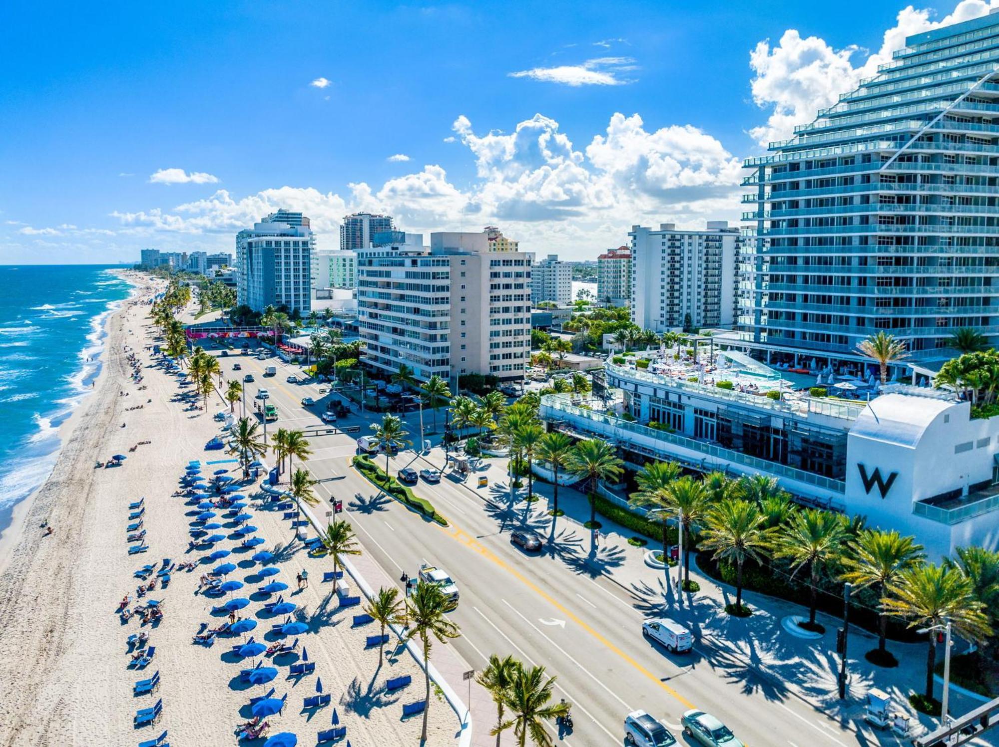 Apartment 23rd Floor W 2br With Den, Ocean Views, Sleeps 8 *