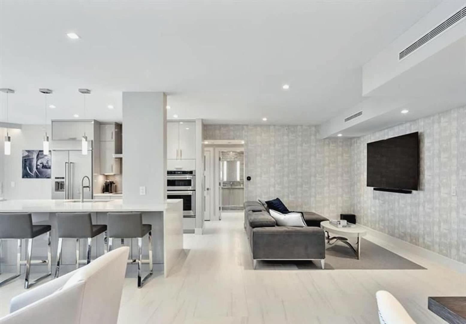 Apartment Renovated 2-bedroom Oceanfront