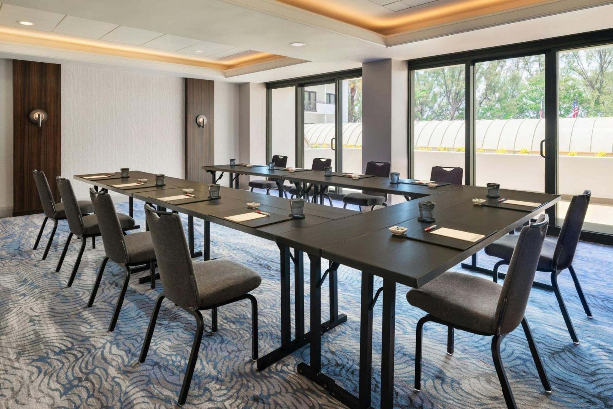 Lauderdale Marriott Harbor & Resort Fort Lauderdale