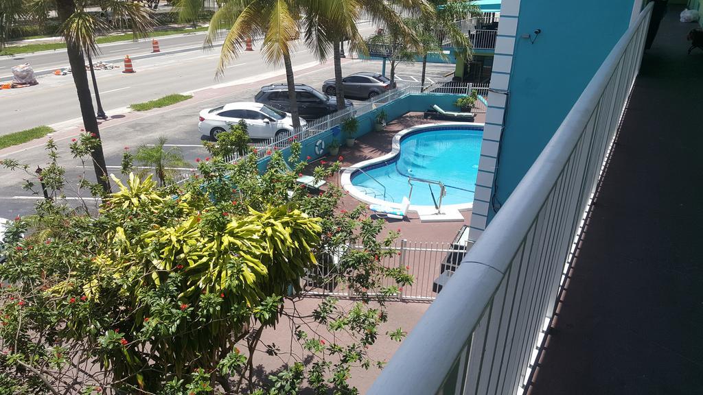 Hotel Travelodge By Wyndham Lauderdale-by-the-Sea