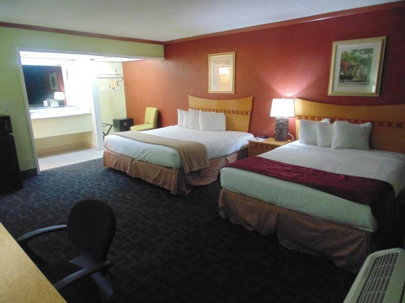 Hotel Travelodge By Wyndham Lauderdale-by-the-Sea