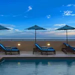 Marriott Beachplace Towers Luxury Guest Room