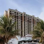 Marriott Beachplace Towers Luxury Guest Room