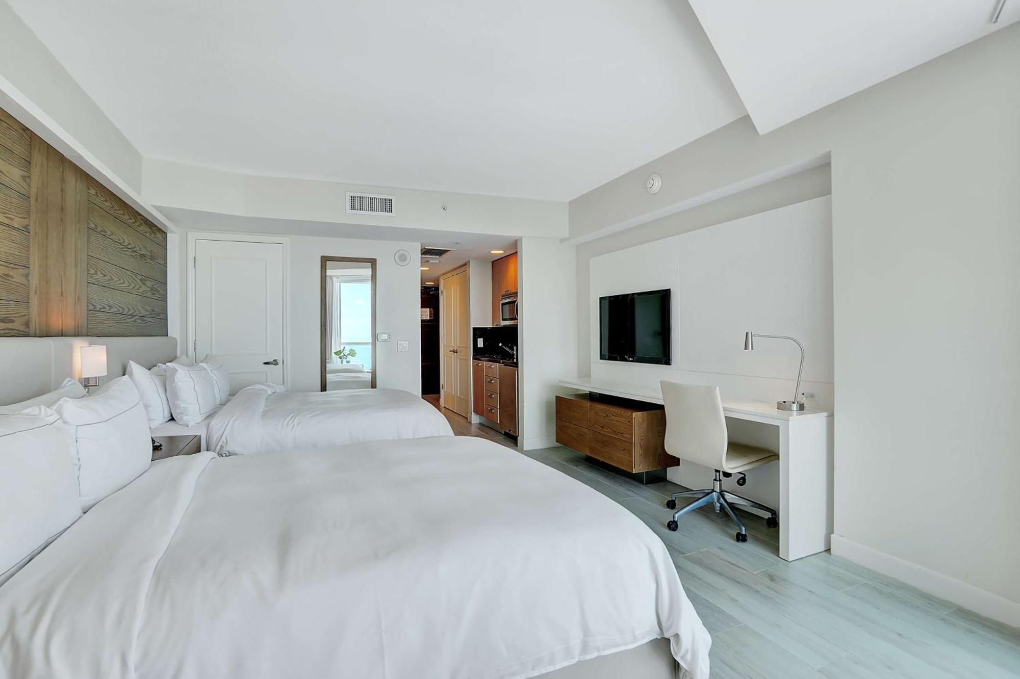 Resort Beach House Fort Lauderdale, A Hilton Resort