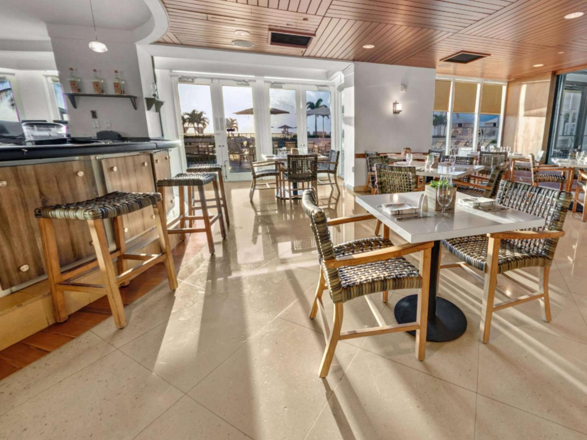 Beach House Fort Lauderdale, A Hilton Resort Resort 4*