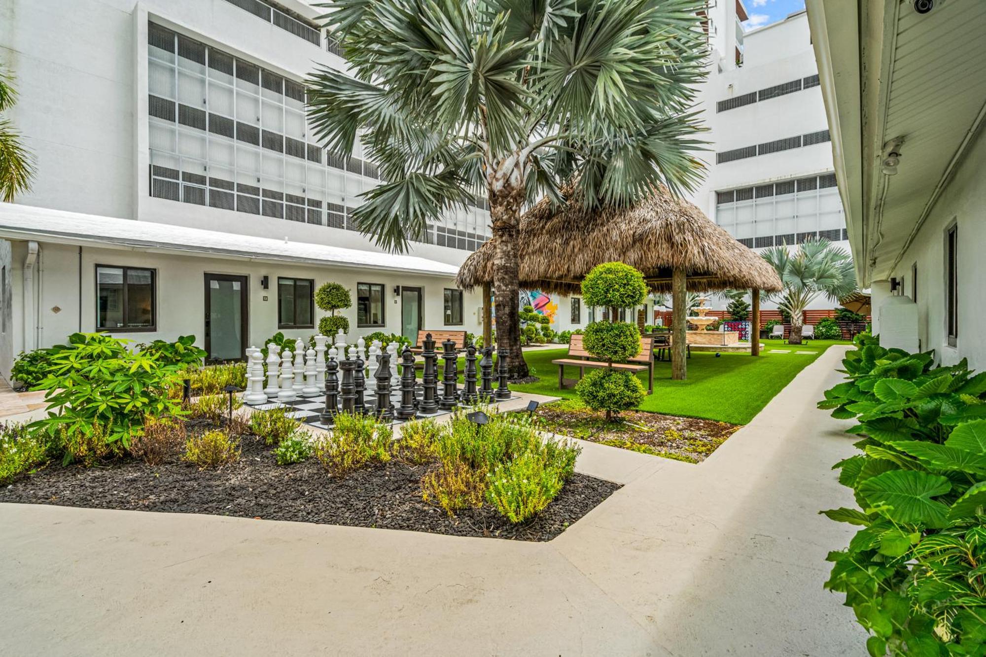 The Freedom House • Urban Oasis • Eclectic Retreat Holiday home Fort Lauderdale