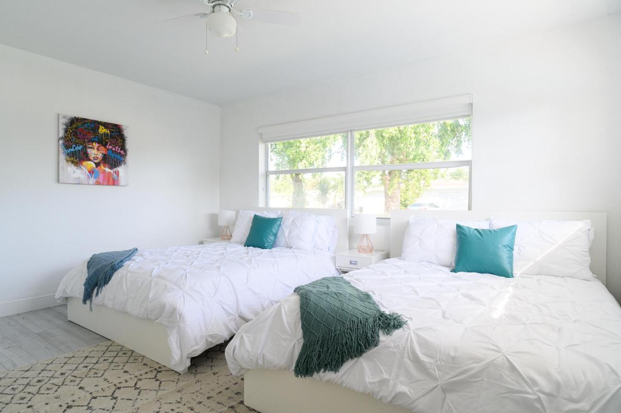 Luxury Casa 4 Bedrooms With Pool & Game 15 Mins To Ocean